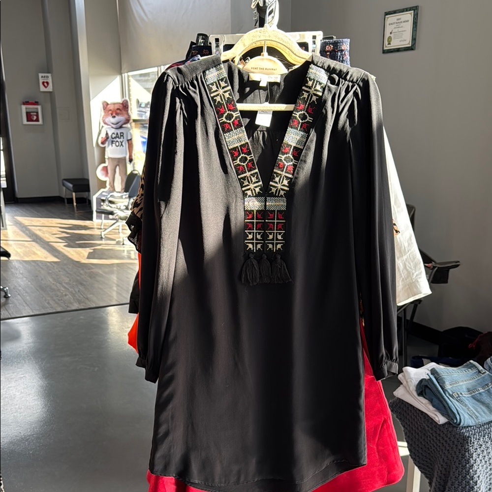 Chic Black Dress with Embroidered Accents